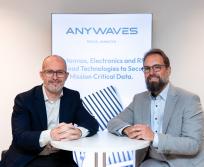 Nicolas Capet, fondateur d'Anywaves et Marc Serres, ancien dirigeant de la Luxembourg Space Agency. (Photo Anywaves)