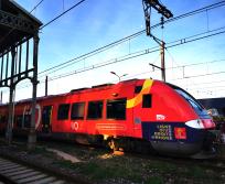 Le « Plan Rail » 2020-2028, doté de 1,6 milliard d'euros, se matérialise notamment par la réouverture aux voyageurs de la ligne « Rive Droite du Rhône » après 50 ans d’arrêt.