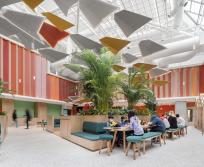 La Western Academy of Beijing, à Pékin (Chine) fait partie des projets suivis par Delhom Acoustique, notamment la réalisation de panneaux acoustiques en forme d'oiseau. (Photo : Delhom Acoustique)