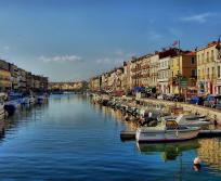 Derrière ce projet, c’est aussi l’avenir d’une infrastructure stratégique qui se joue. Le canal contribue au transport fluvial, au tourisme, à la protection contre les crues et au transfert d’eau douce vers la Camargue gardoise. (Photo Pixabay)