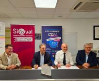 Au centre de gauche à droite : Patrick Piedrafita, président de la Chambre de Commerce et d'industrie de Toulouse et Laurent Chérubin, vice-president du Sicoval. (Photo CCI Toulouse) 