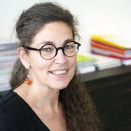 Emmanuelle Garnier.
