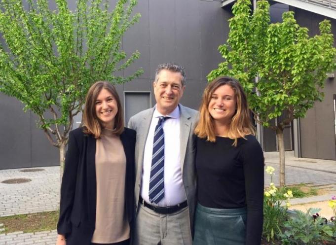 Pierre Gaches, président de Gaches Chimie, avec Caroline et Olivia, ses deux filles. 