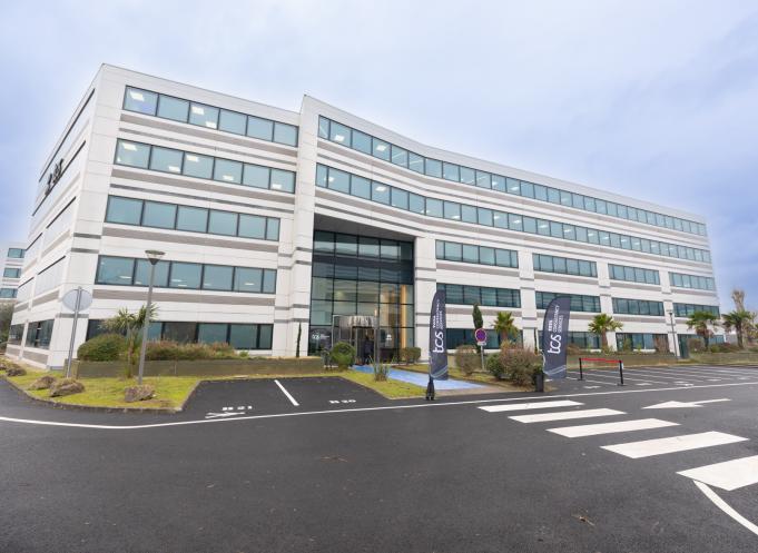 Ce centre de services à Toulouse vise à soutenir la transformation numérique des clients des secteurs de l’aéronautique, des industries manufacturières et de la défense. (Photo Guillaume Fraysse / TCS)