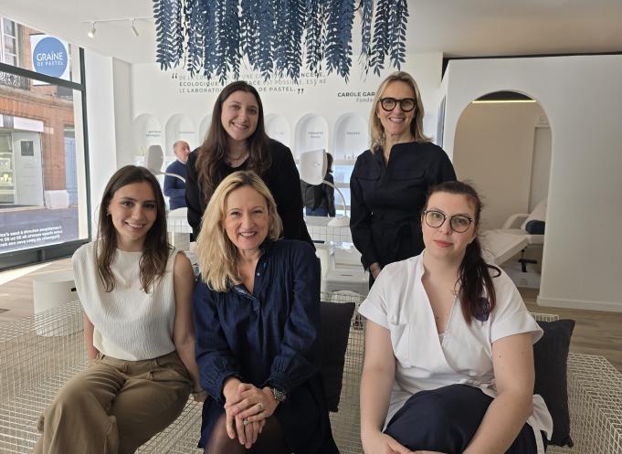 La boutique Graine de pastel de Toulouse, ouverte le 8 avril 2025 au 27 rue de la Pomme, marque une nouvelle étape dans le développement de la marque. Ce lieu de 80 m² intègre un bar à soins, deux cabines, et des équipements haute technologie comme le masque LED OVE. (Photo Dorian Alinaghi Entreprises Occitanie)