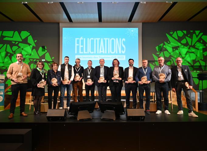 L'ensemble des lauréats 2024, toutes régions confondues, du programme EVE, en faveur de la décarbonation des activités de transport. (Photo : Antoine Repesse)