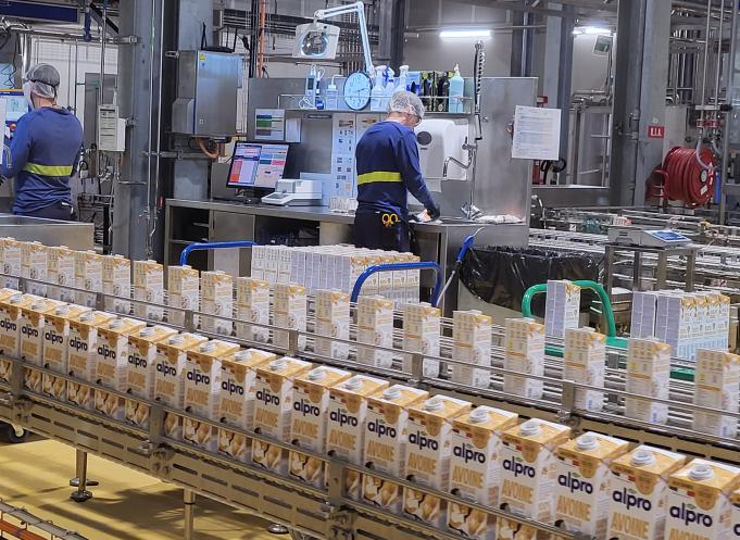L'usine de Danone dans le Gers emploie 138 salariés. 43 millions d'euros ont été investis pour la modernisation du site. (Photo : Anthony Assémat - Entreprises Occitanie)