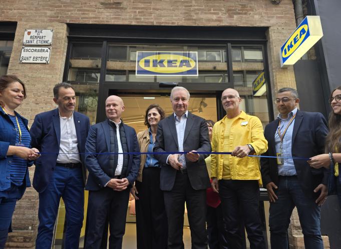 Jean-Luc Moudenc, maire de Toulouse et président de Toulouse Métropole, a inauguré ce nouvel atelier, un format encore inédit en France. (Photo : Dorian Alinaghi - Entreprises Occitanie)