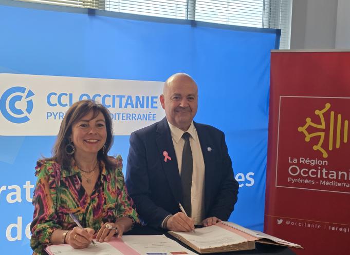 Carole Delga, présidente de la Région Occitanie et Jean-François Rezeau, président de la CCI Occitanie lors de la signature. (Photo Dorian Alinaghi Entreprises Occitanie)