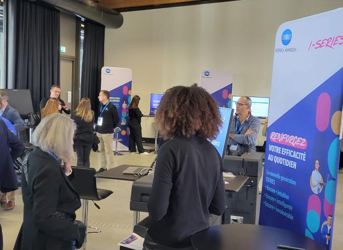 Konica Minolta a organisé ses portes ouvertes à la Halle de la Machine de Toulouse, mardi 26 novembre 2024. Une journée placée sous le signe de la transformation numérique des PME. (Photo : Anthony Assémat - Entreprises Occitanie)