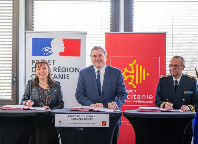 Carole Delga, présidente de la région Occitanie, Philippe Tabarot, ministre chargé des Transports et Pierre-André Durand, préfet de la région et de la Haute-Garonne. (PhotoLéo Arcangeli)