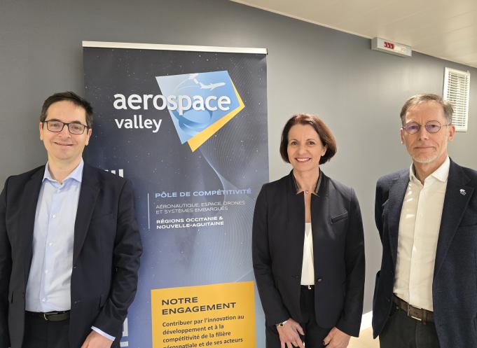 Eric Gouardes, directeur innovation, Anouk Laborie, directrice générale et Bruno Darboux, président d'Aerospace Valley. (Photo Dorian Alinaghi Entreprises Occitanie)