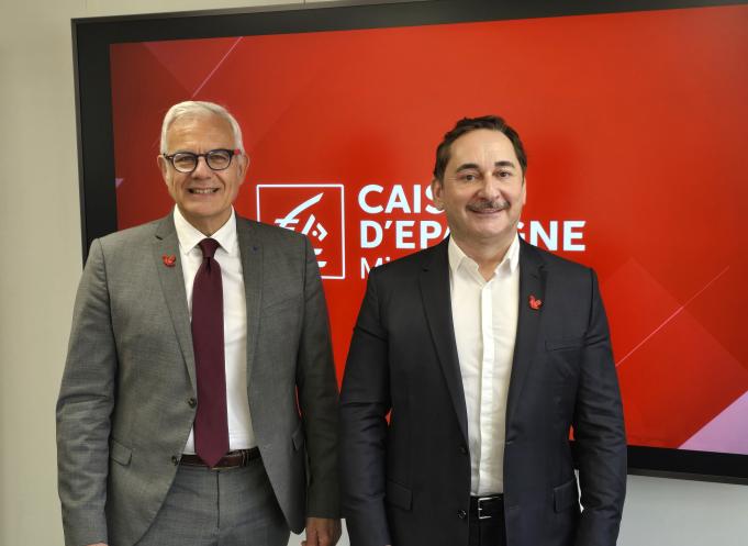 De gauche à droite : Alain Di Crescenzo, président du Conseil d’orientation et de surveillance Caisse d’Epargne Midi-Pyrénées et Christophe Le Pape, président du directoire Caisse d’Epargne Midi-Pyrénées. (Photo Dorian Alinaghi)