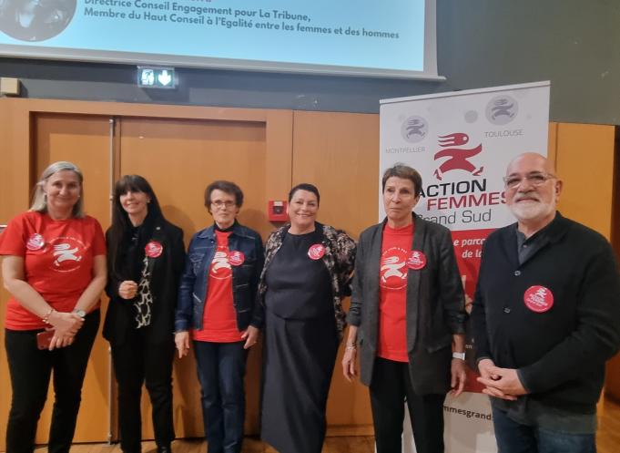 La présidente d'Action Femmes Grand Sud Françoise Baraquin (2e en partant de la droite) en compagnie de bénévoles. (Photo : Action Femmes Grand Sud)