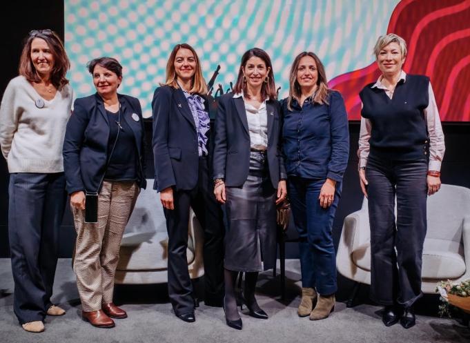 Le bureau de FCE 31 est composé de : Nathalie Averous, gérante d’Accessit Patrimoine, Sylvie Roubach, fondatrice de MonparfumMasignature , Carole Serres, salariée-associée chez Annexis, Patricia Lyautey-Carcenac, fondatrice du cabinet Lyautey Patrimoine, Carine Emery, présidente de Maison Labeur et Anne-Sophie Martuchou, fondatrice d’ann’events. (Photo Laure Sophie Cordier)