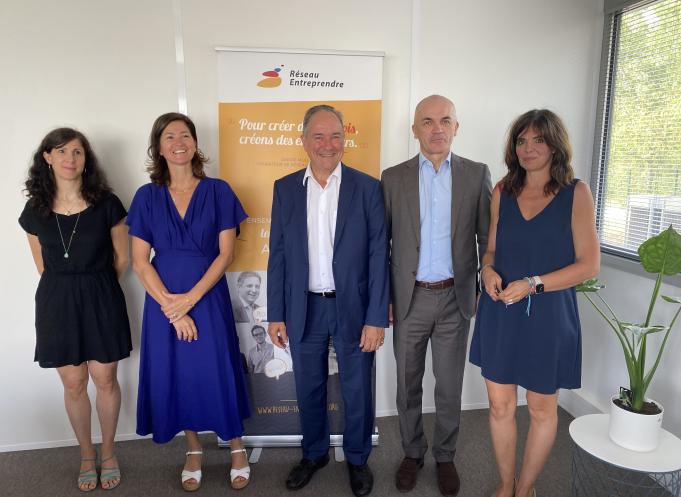 Céline Trastet, Laurence Arnould, Jean-François Battesti, Olivier Lamarque et Marie-Laure Ricard-Goguery, du Réseau Entreprendre. 