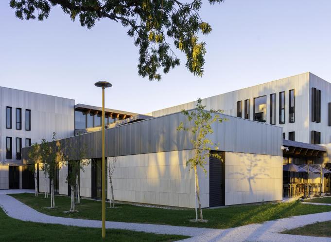 ntre innovation en oncologie, puissance de la dermo-cosmétique et investissements industriels structurants, le groupe trace une ambition claire : franchir le cap des 5 milliards d’euros. (Photo Laboratoires Pierre Fabre)