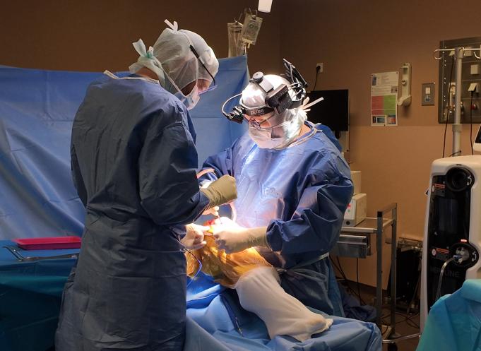 Le Centre Hospitalier d’Albi vient d’adopter Knee+ NexSight, la toute dernière solution de navigation chirurgicale en réalité augmentée développée par Pixee Medical. (Photo Pixee Medical)