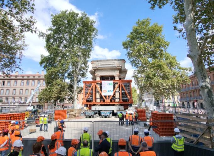 Le monument aux morts de Toulouse, véritable colosse de pierre, reprendra sa place à horizon 2027. (Photo : Dorian Alinaghi - Entreprises Occitanie)