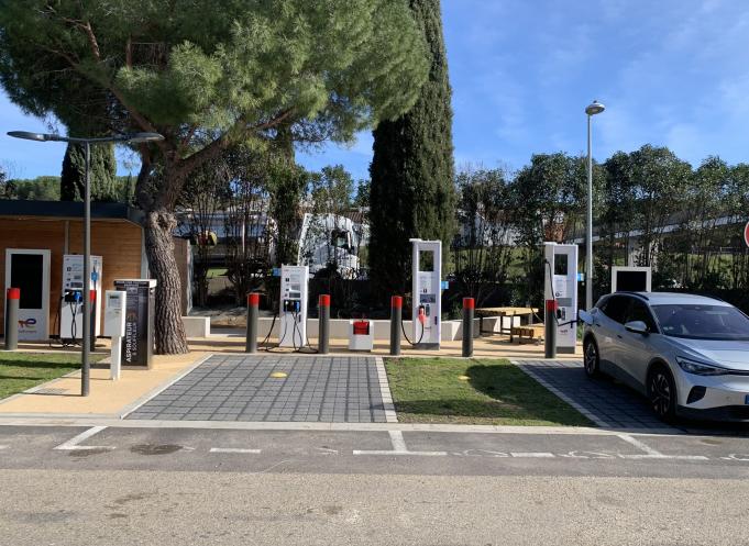 TotalEnergies propose également des bornes haute puissance allant jusqu’à 300Kw. (Photo : TotalEnergies)