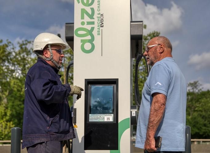 Toulibeo enregistre chaque mois entre 7 000 et 9 000 recharges, effectuées aussi bien par des particuliers que par des professionnels (taxis, livreurs, etc.). (Photo Toulibeo)