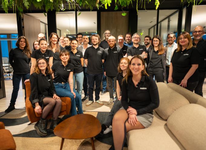 L'équipe de NOIISE Lyon lors de l'inauguration des nouveaux bureaux. (Photo NOIISE)