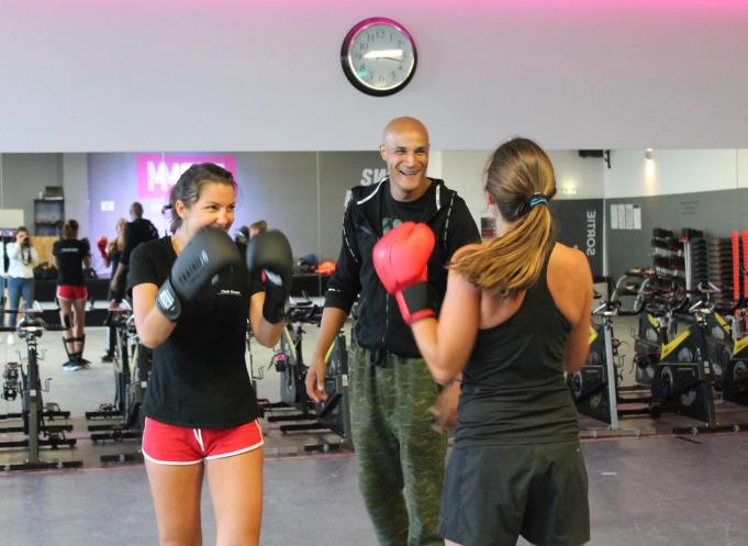 Séance de boxe pour Maguelone Pontier, directrice générale du Grand Marché Min Occitanie Toulouse. 