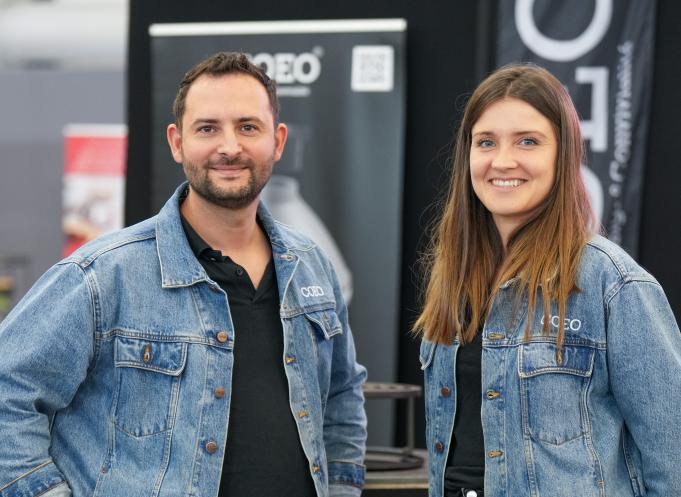 Yannick et Amandine, les co-dirigeants de Coeo Design, dans le Gard. (Photo : Coeo Design)