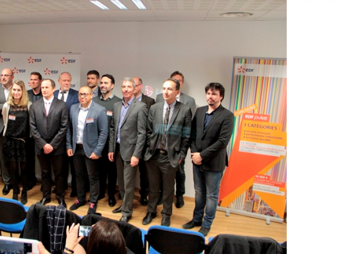 L'équipe EDF et les start-up finalistes