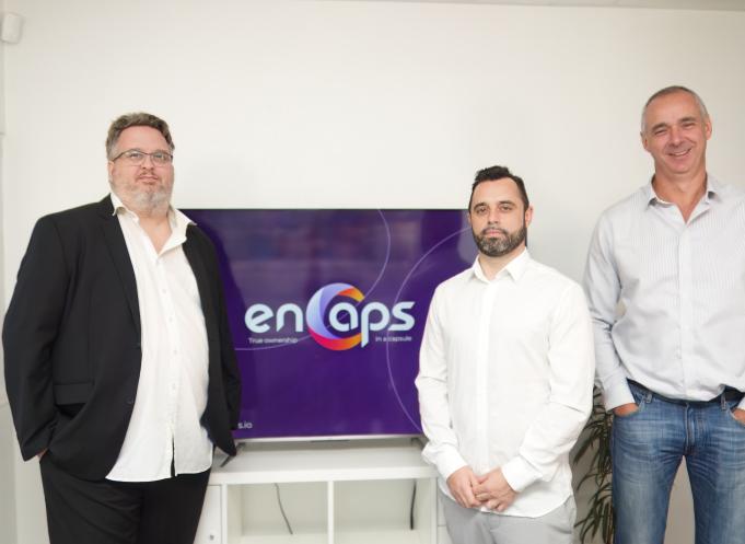 Pascal Jardé, Vincent Anselmo et Antoine Janning, fondateurs de enCaps, à Montpellier. (Photo : EnCaps)