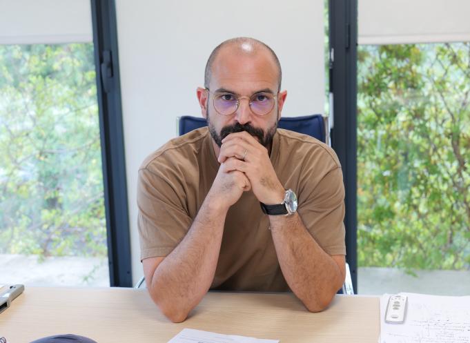 Oren Laloum, directeur général et associé de FHE, à Perpignan, accélère dans la rénovation énergétique des bâtiments. (Photo : FHE)