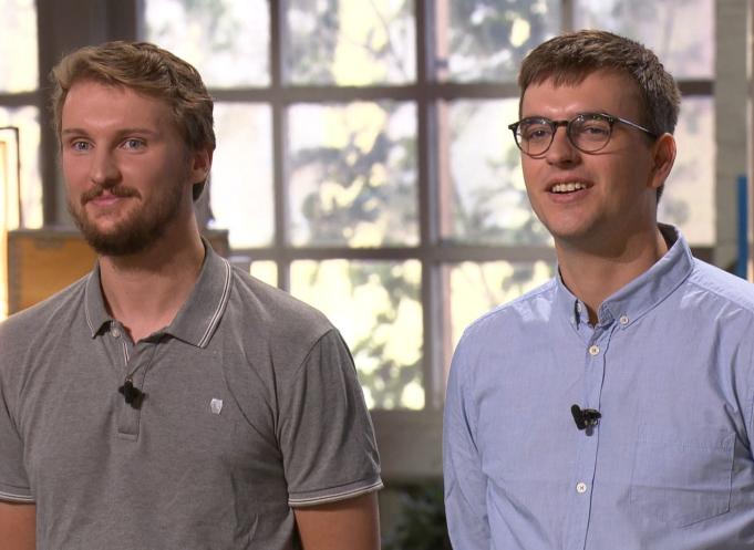 Simon Buoro et Antoine Escande, fondateurs d'Ilya, lors de leur passage au dernier épisode de la saison 2024 de "Qui veut être mon associé ?", sur M6. (Photo : Facebook/Ilya)