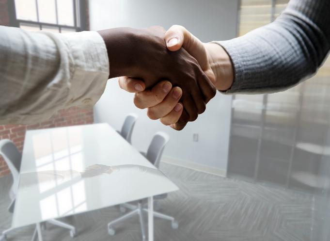 Fort de 15 000 collaborateurs, Randstad intervient sur toutes les étapes de la vie professionnelle : recrutement, intégration, gestion des talents et formation. En 2024, Randstad France a réalisé un chiffre d'affaires de 3,6 milliards d'euros. (Photo Pixabay)