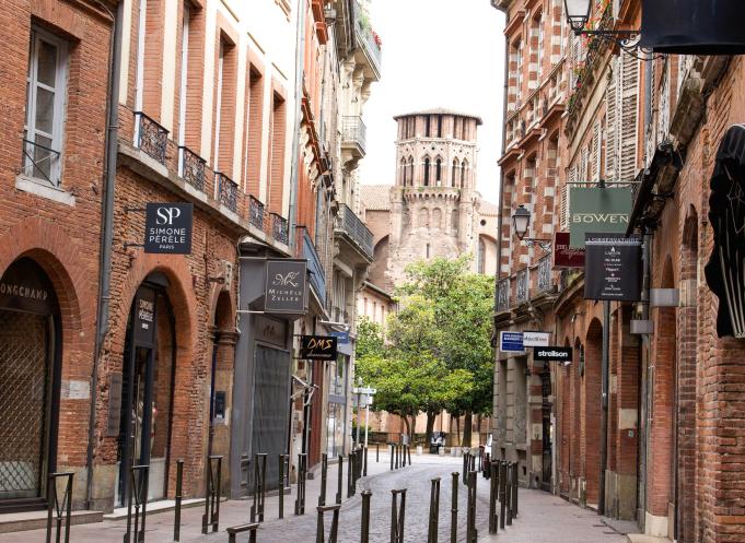 À contre-courant des métropoles voisines, Toulouse voit son marché résidentiel neuf se contracter durablement, avec des conséquences directes sur la production de logements, l’attractivité du territoire et la capacité à répondre aux besoins des habitants. (Photo Pixabay)