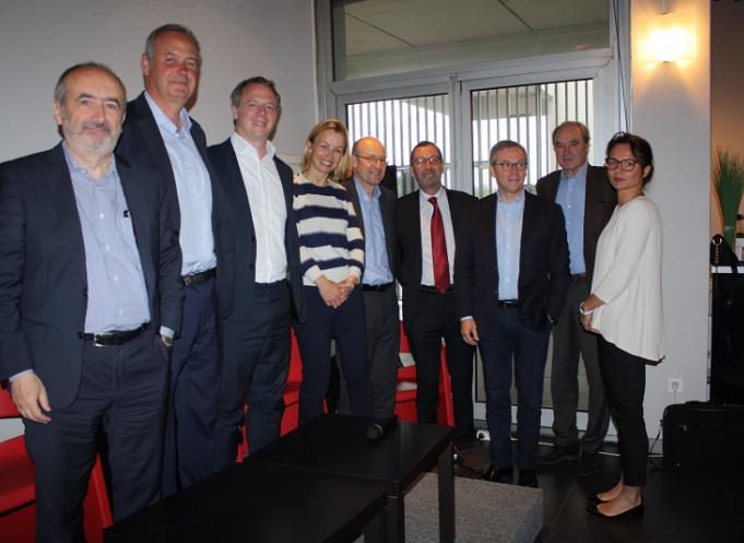Légende de g à d : Jean-Bernard Saucède, DG de MPC, Thomas de Bourayne, CEO de credit.fr, Benjamin Arm d’Omnes Capital, Marie-Noëlle Duval, Déléguée générale du Medef Accélérateur, Pierre-François Brunot, directeur de participation chez Multicroissance, Bruno Blanc-Fontenille, animateur commission financement au Medef 31, PM. Hanquiez, pdt du Medef 31, Bruno de Cambière, DG d’Ixo, Anne-Cécile Brigot-Abadie, directrice régionale Toulouse de Bpifrance