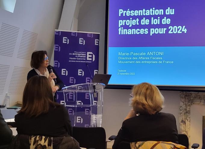 Marie-Pascale Antoni, directrice des affaires fiscales du Medef national, a présenté aux adhérents haut-garonnais les tendances pour 2024. (Photo : Anthony Assémat - Entreprises Occitanie)