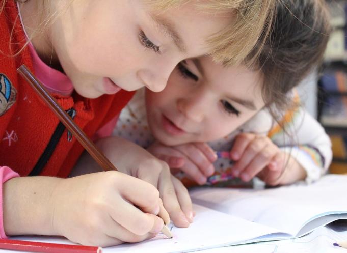 341 millions d'euros investis sur le mandat 2021-2026, avec déjà 6 nouvelles écoles ouvertes cette année et des dizaines de réhabilitations. (Photo Pixabay)