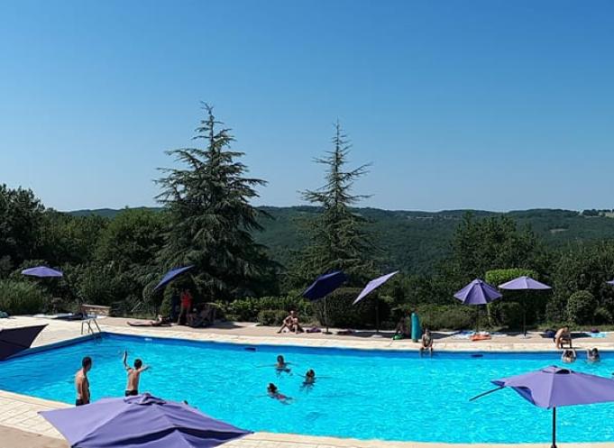 Le camping du Domaine de la Paille Basse, à Souillac dans le Lot, a été désigné camping préféré des Français 2023 selon un palmarès. (Photo : Domaine de la Paille Basse)