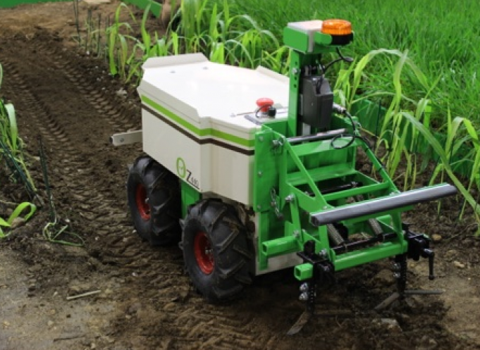 Naïo conçoit des  robots de desherbage