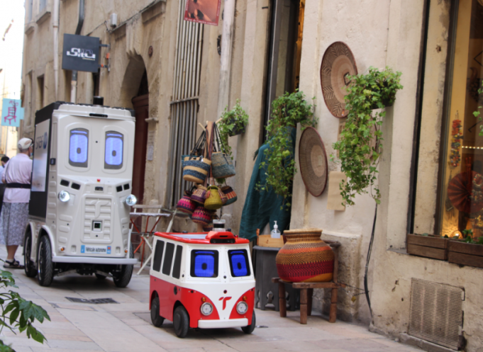 Les véhicules 100% électriques et autonomes TwinsHeel sont testés par La Poste et Stef pour des livraisons à Montpellier