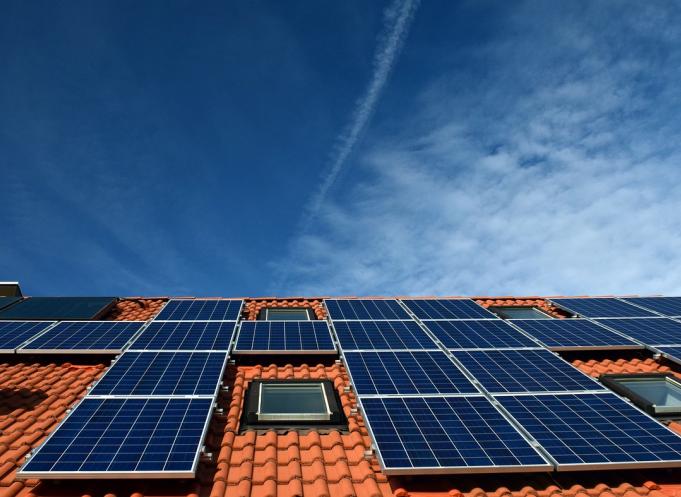 la Communauté d’agglomération du Sicoval se dote d’un nouvel outil numérique permettant de mesurer le potentiel solaire des toitures et parkings de son territoire : le cadastre solaire. (Photo d'illustration : Pixabay)