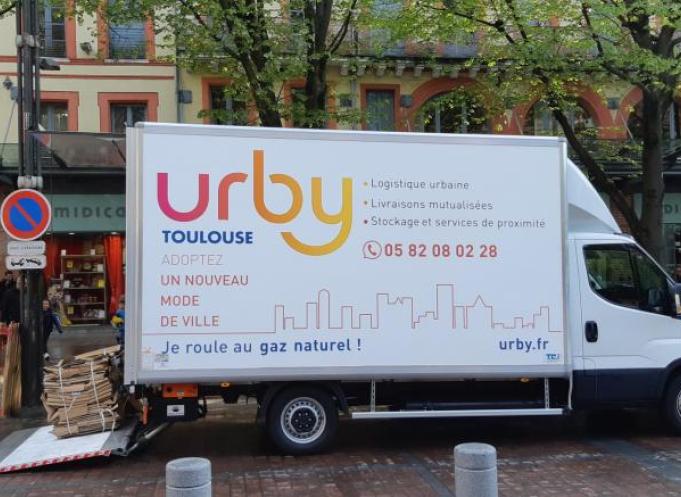 Livraison et récupération des déchets par Urby, pour le compte de Midica.