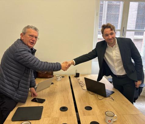 De gauche à droite : Jean-Marie Savalle, président-fondateur d'Isagri et Grégoire Dupré, directeur général d’Abelio. (Photo Abelio)