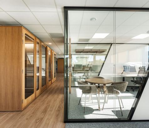 Ces nouveaux espaces de travail, modernes et accessibles en transports en commun, ont été conçus pour favoriser la collaboration, la transversalité des expertises et le bien-être des équipes, tout en renforçant l’attractivité du groupe auprès des talents. (Photo Forvis Mazars)