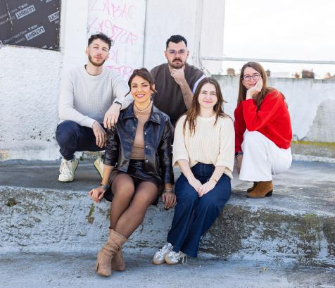 De gauche à droite : Jean Ciapa, Virginie Delrieu, Ugo de Luca, , Estelle Laville et Laëtitia Ruault-Durand. (Photo Polpoz)