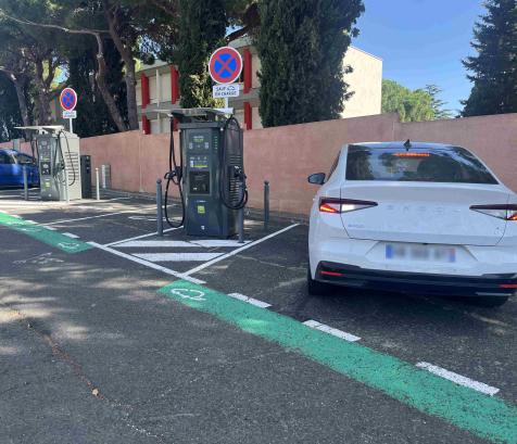 SIT (Société pour l’Investissement en Infrastructures des Territoires) annonce une baisse significative des prix sur les stations de recharge dites « Express » à Béziers.  (Photo SIT)