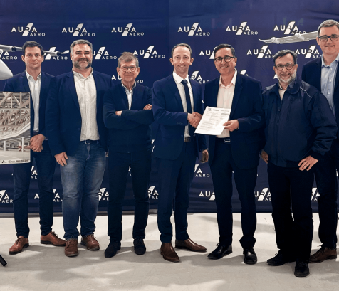 Signature du permis de construire Aura Factory le19 mars 2026. (Photo Aura Aero)