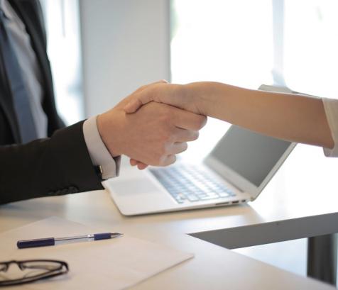 Pour accompagner la montée en cadence de ses activités industrielles, de services et de logistique, Daher s’appuie sur Randstad France pour recruter 250 personnes dans la région. (Photo Pixabay)