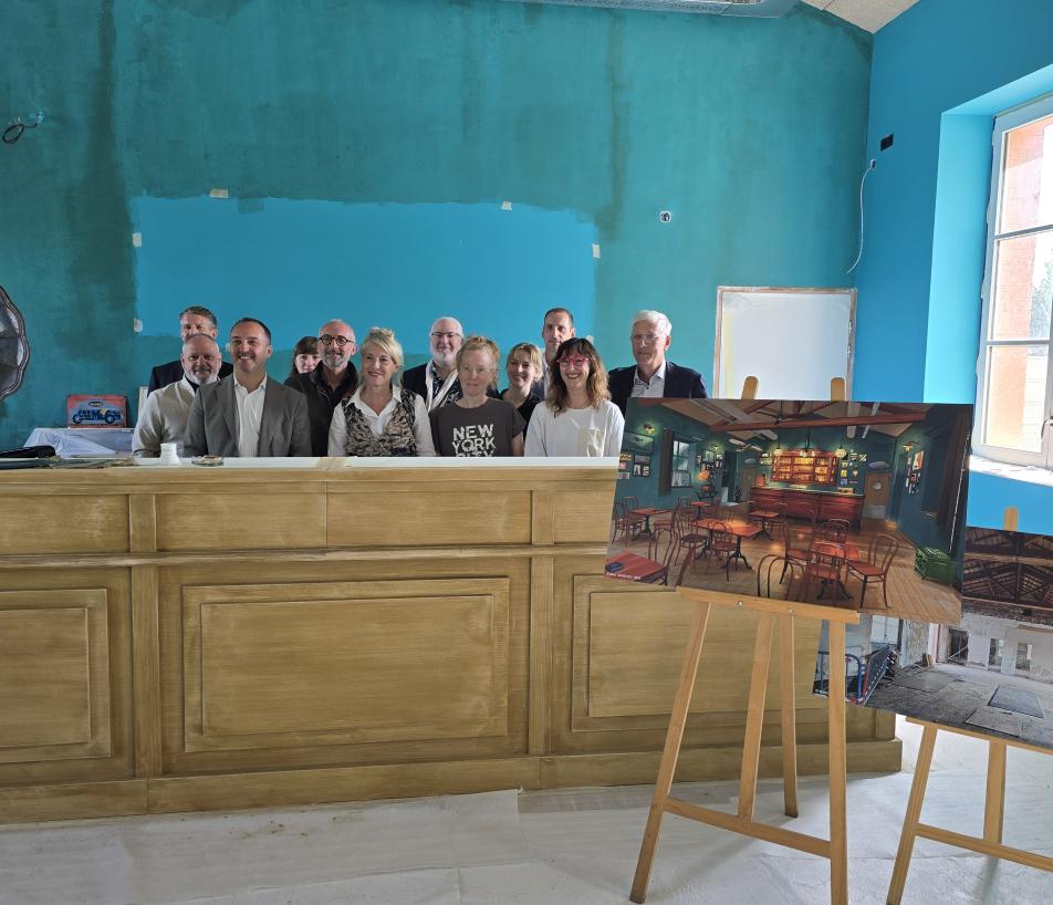 Au cœur de L’Envol des Pionniers, le Café des Pionniers s’apprête à ouvrir ses portes dans une ambiance inspirée des années folles. (Photo Dorian Alinaghi)