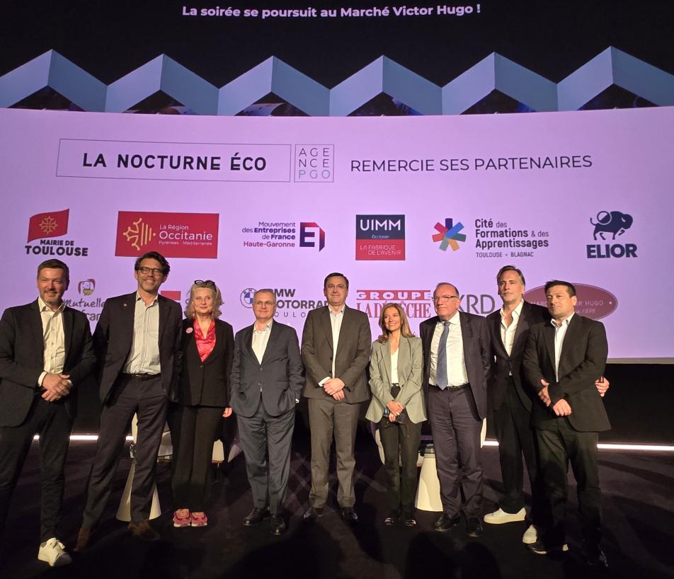 De gauche à droite : Sébastien Matty (GA Smart Building), Pierre-Olivier Nau, (Medef Haute-Garon 31),  Florence Bar-Ledieu (CFA Toulouse-Blagnac), Didier Katzenmayer (IUMM Occitanie), Henry Mathon (mutuelle Prévifrance),  Isabelle Patrier (TotalEnergies), Pierre Gattaz (ancien président du Medef national), Pierre Garrigues (agence PGO) et Thomas Fantini (VP Medef Haute-Garonne).